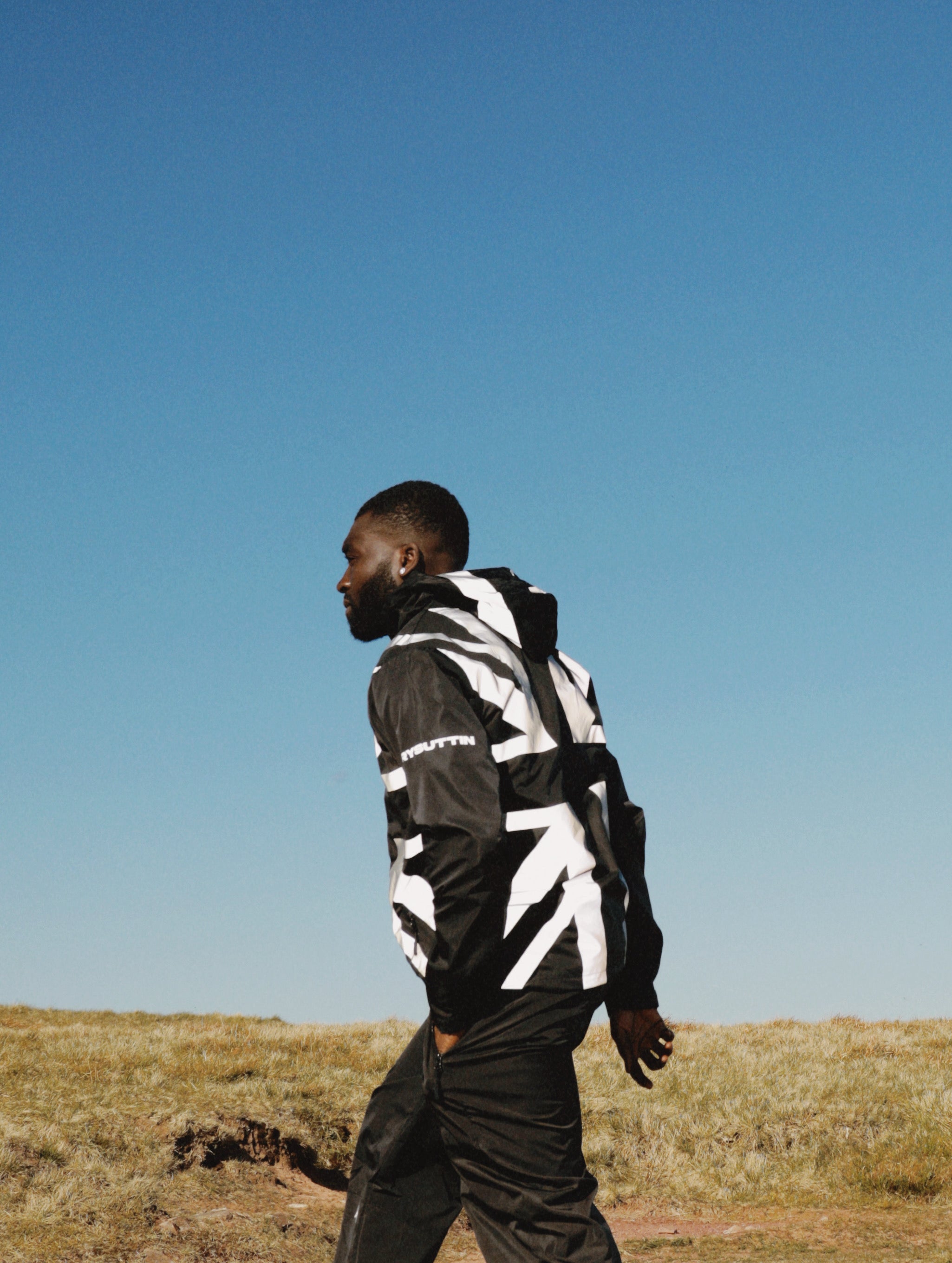 TRYSUTTIN UNION JACK WINDBREAKER